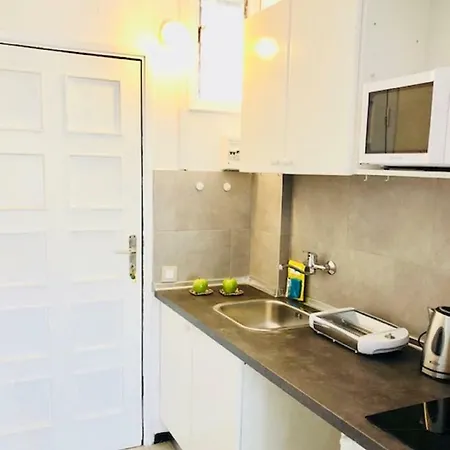 Apartment Shining Gold El Dorado With Free Parking And Wifi